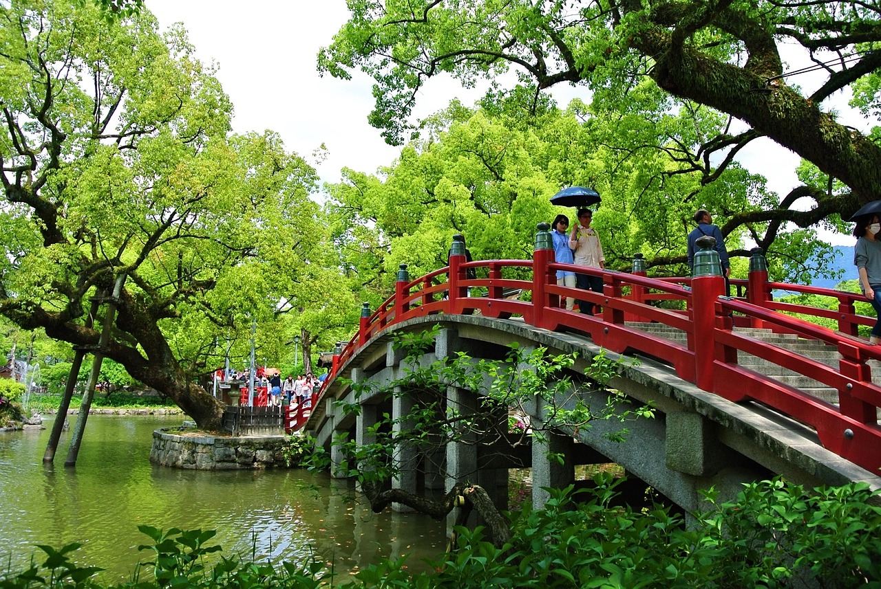 福岡でもつ鍋を楽しむための九州料理の魅力は？
