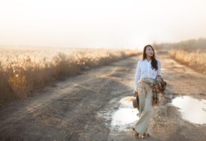 博多の居酒屋は深夜まで営業している場所はどこ？