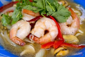 博多で楽しむうどんのおすすめメニューは？