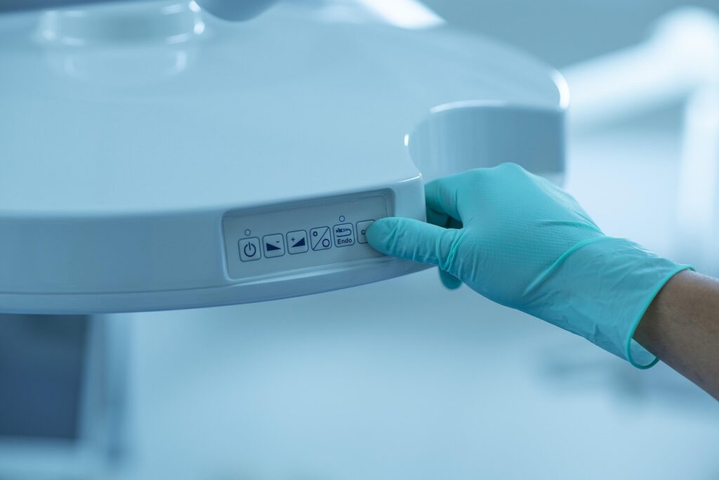 天神で深夜営業の個室居酒屋はどこにある？